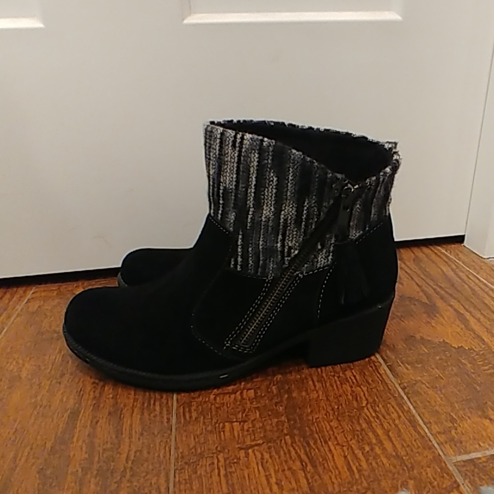 Booties like new
